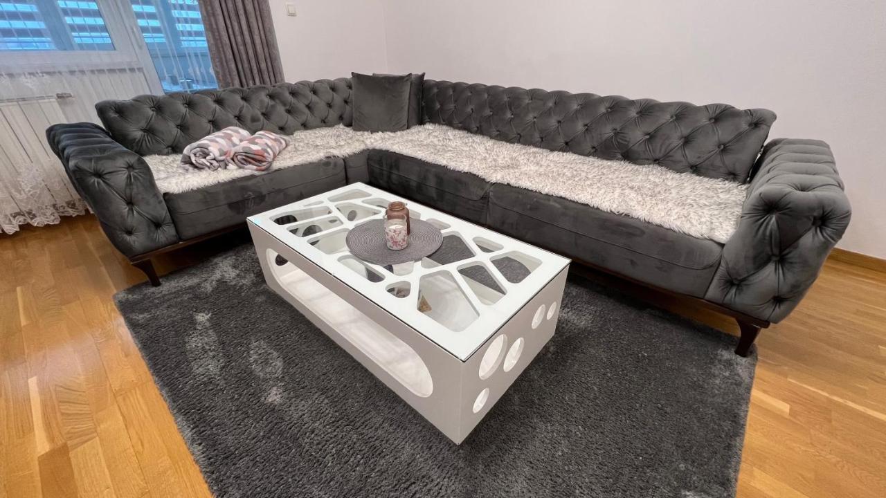 Apartman Nejra Тузла Екстериор снимка