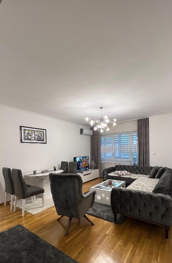 Apartman Nejra Тузла Екстериор снимка